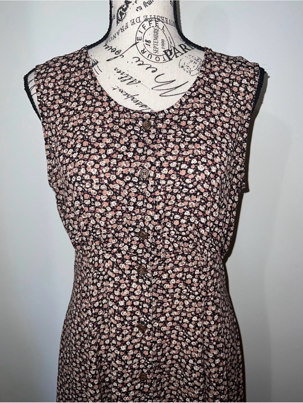 Vintage 90s Calico Floral Button Front Midi Dress
Medium - Picture 2 of 9